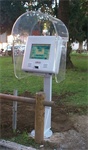 PIMino LCD con cabina in plexiglass